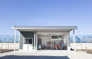 間口8.9m　奥行5.7m　軒高3.0m　15.3坪