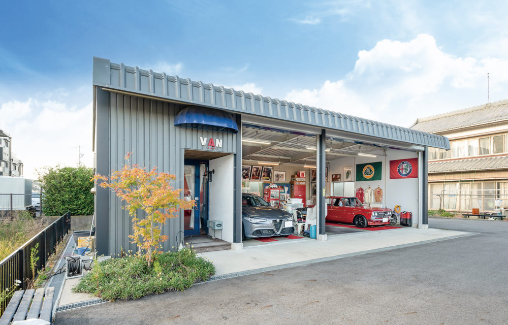 間口11.7m　奥行7.2m　軒高3.5m　26.0坪