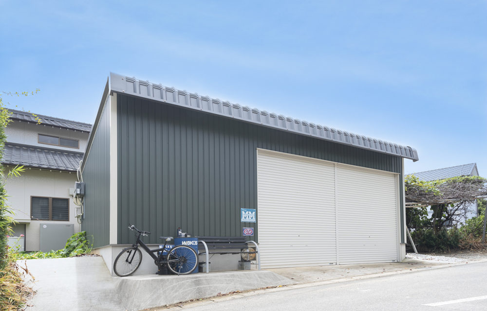 間口8.9m　奥行5.7m　軒高3.0m　15.3坪